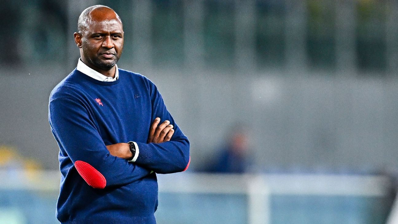 塞内加尔任命维埃拉执教国家队,接替蒂亚乌